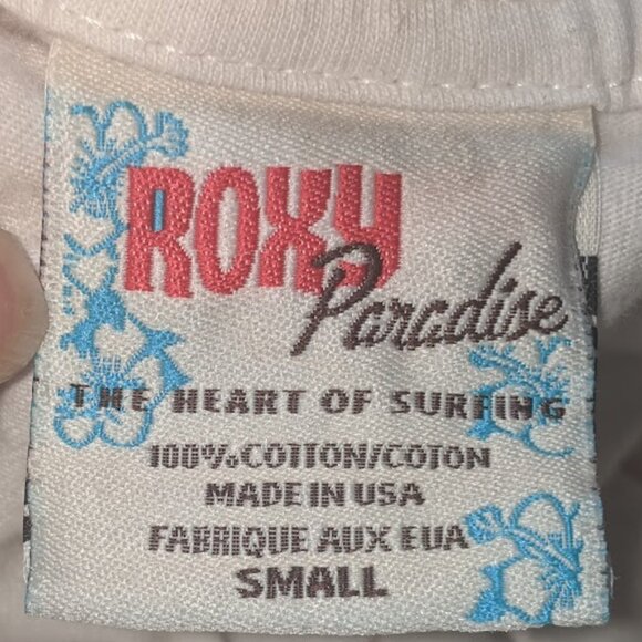 ---  White T-Shirt Size Small - Picture 3 of 3